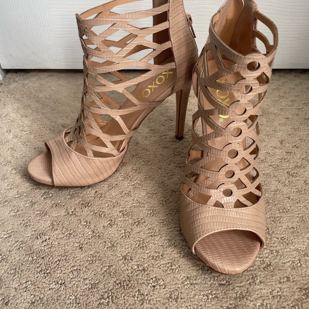 Women’s XOXO Nude Cage Heels Spring Summer Sandals Size 8